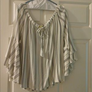 Boutique Blouse with trumpet like sleeves